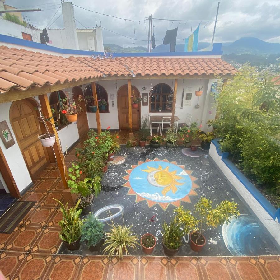 Hostal Chasqui 오타발로 외부 사진