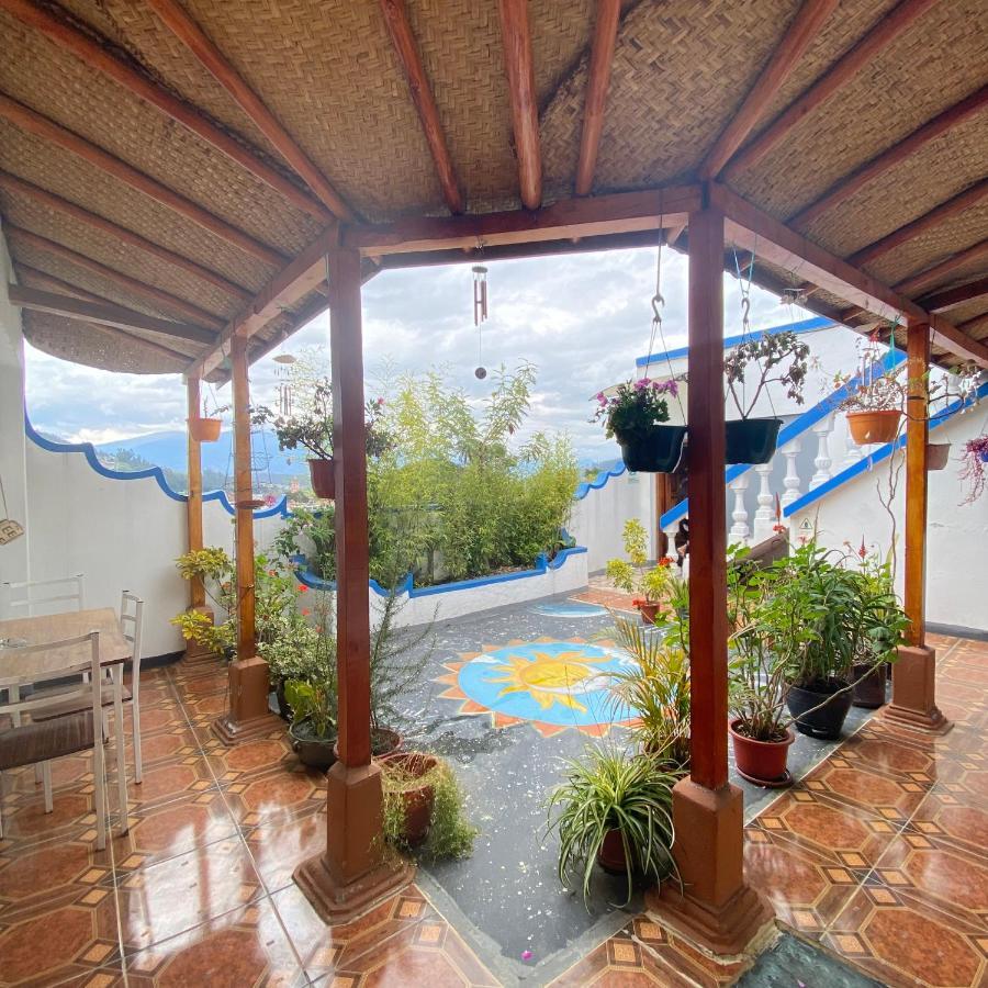 Hostal Chasqui 오타발로 외부 사진